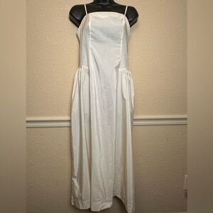 A New Day Creamy White Spaghetti Strap Adjustable Mid Dress Pockets & Bows NWT 4